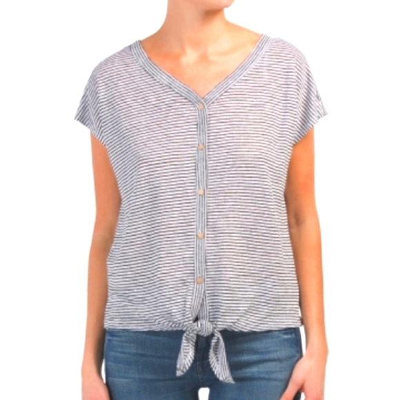 Rachel Zoe Tops - 100% Linen Rachel's Zoe front tie top